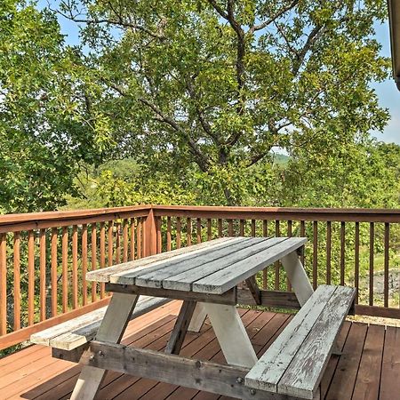 Branson West Cabin With Pool Access And Golfing Ngoại thất bức ảnh