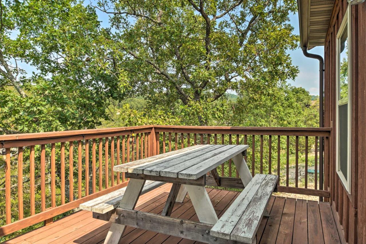 Branson West Cabin With Pool Access And Golfing Ngoại thất bức ảnh