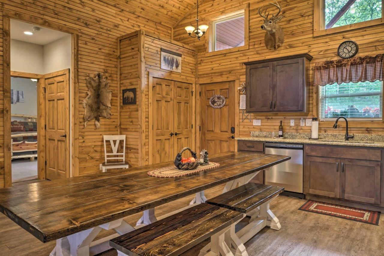 Branson West Cabin With Pool Access And Golfing Ngoại thất bức ảnh