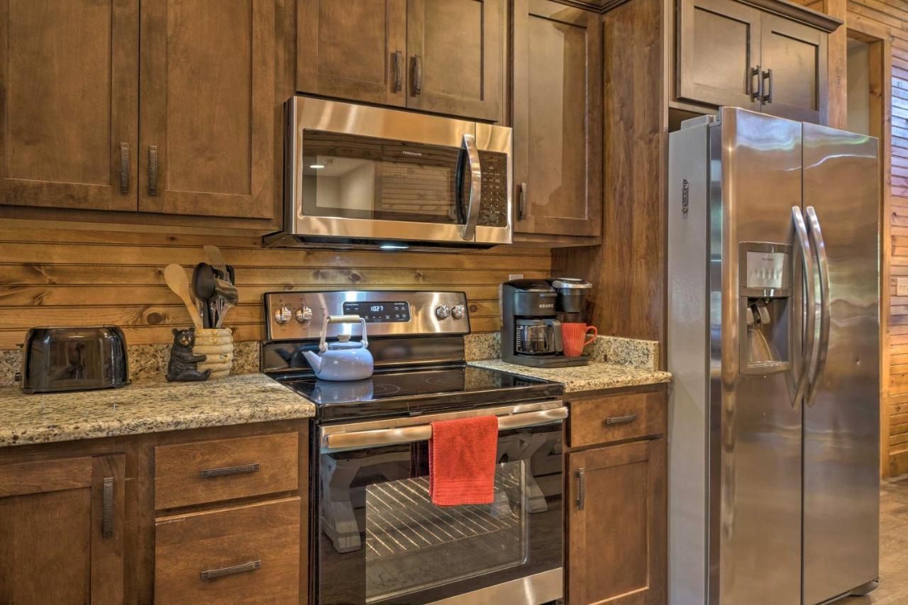 Branson West Cabin With Pool Access And Golfing Ngoại thất bức ảnh